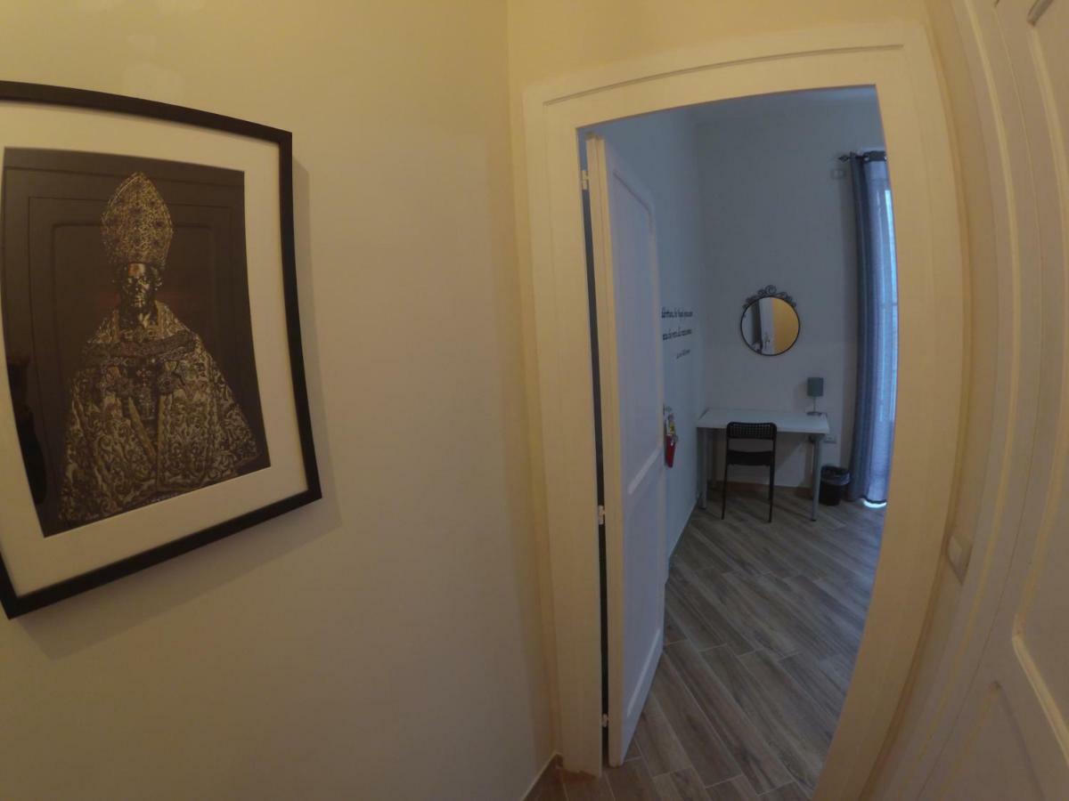 נאפולי Guesthouse Marcanto - Duomo מראה חיצוני תמונה